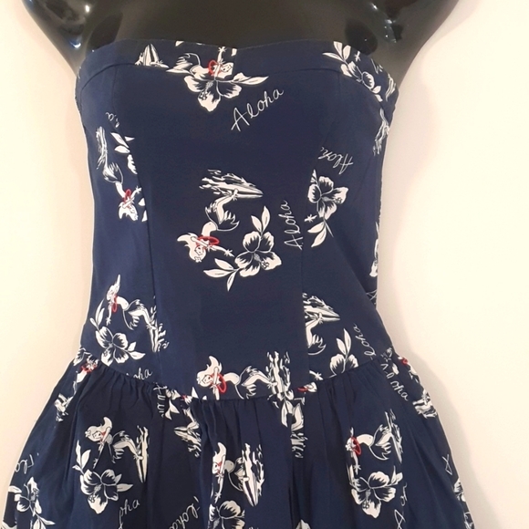 Hollister Size S (approx 10) Long Strapless Navy Blue Aloha Top 100% Cot… - Picture 2 of 8